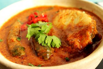 fish-curry-side